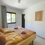Seaside : A Cozy In A Peaceful Well Located Complex