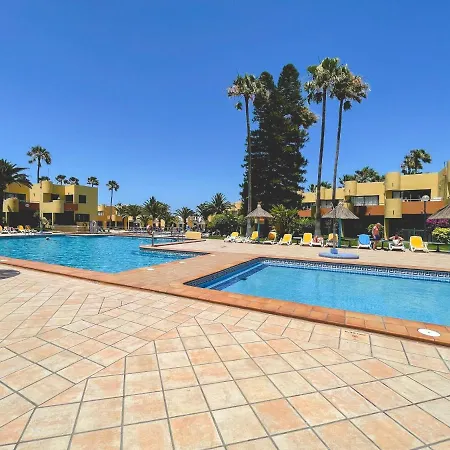 Apartment Seaside : A Cozy In A Peaceful Well Located Complex