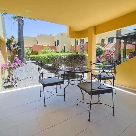 Seaside : A Cozy In A Peaceful Well Located Complex Appartement