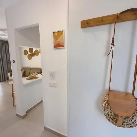 Seaside : A Cozy In A Peaceful Well Located Complex Appartement